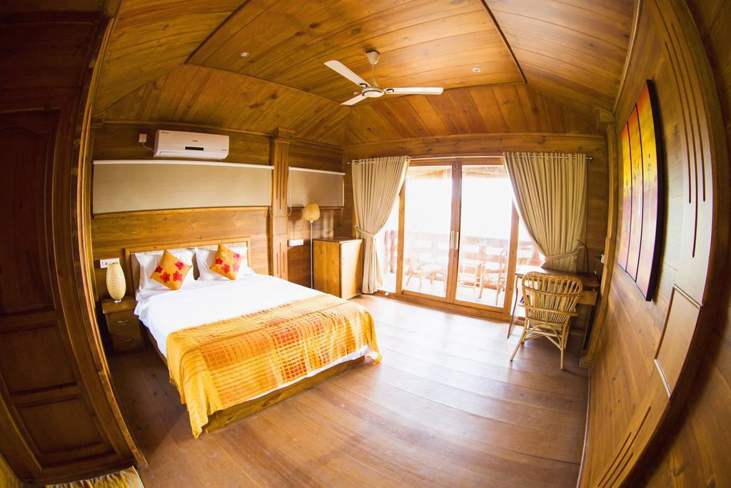Vinis Farm - A Private Island Stay -Privacy Redefined !!! Mundrothuruth Bagian luar foto