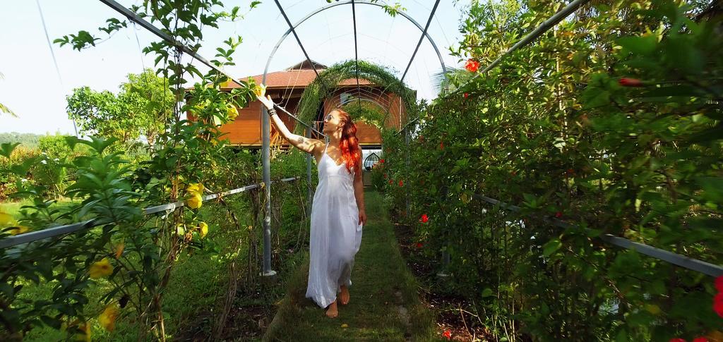 Vinis Farm - A Private Island Stay -Privacy Redefined !!! Mundrothuruth Bagian luar foto